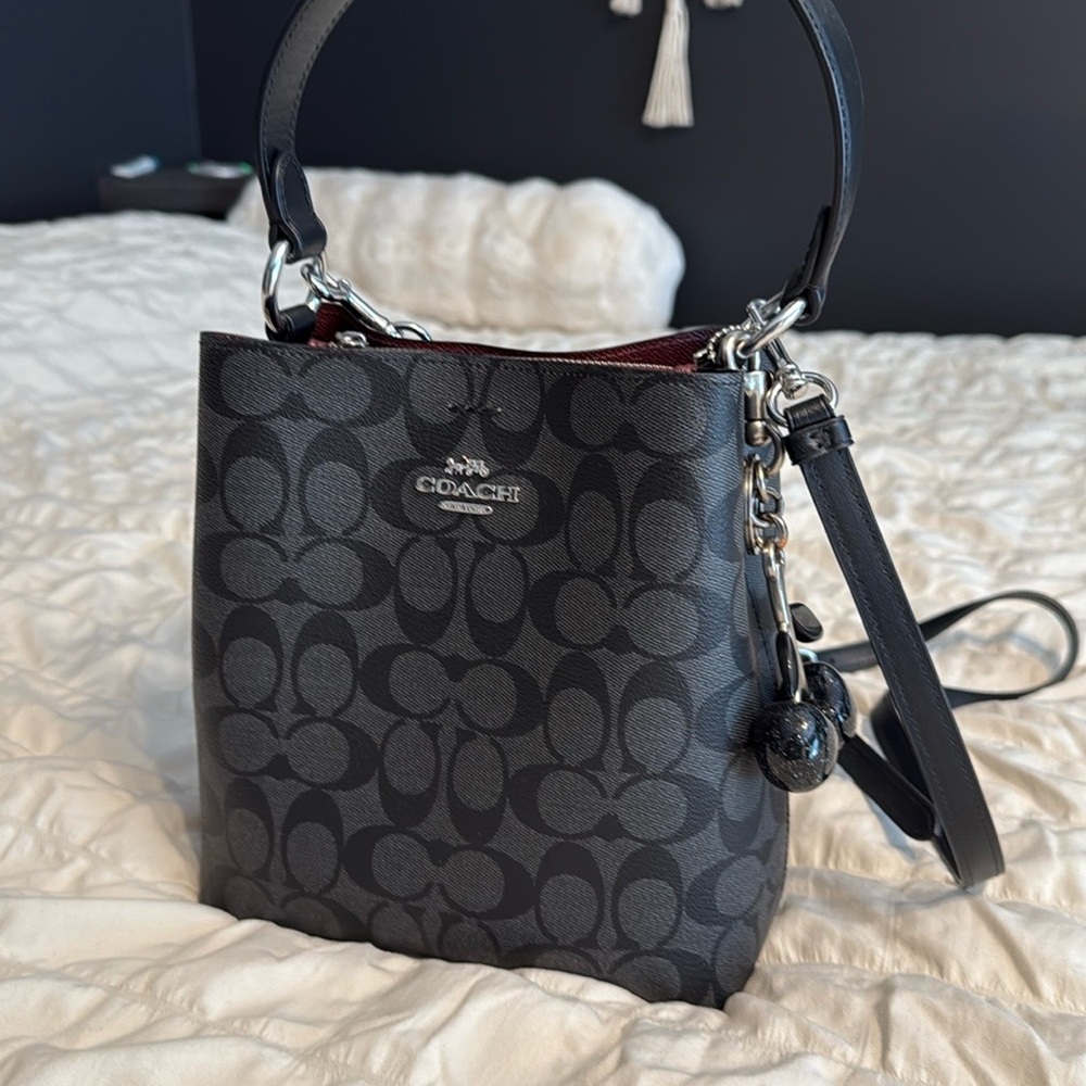 Coach Black and Gray Signature Shoulder Bag
